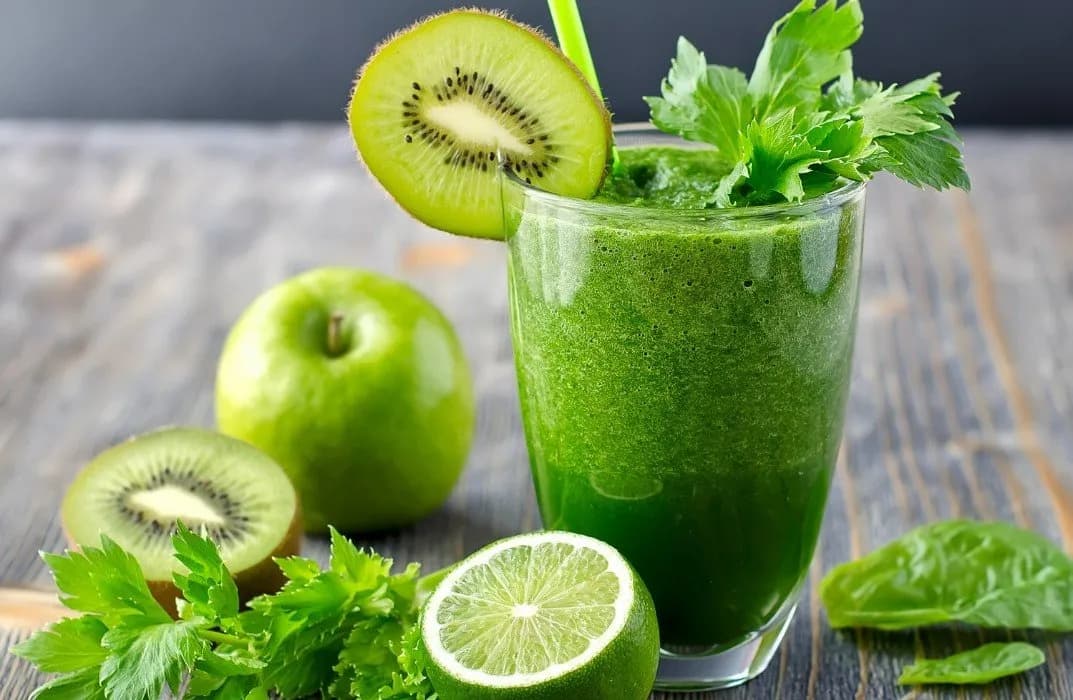 Koktajl ze szpinaku: Smaczne przepisy i korzyści zdrowotne