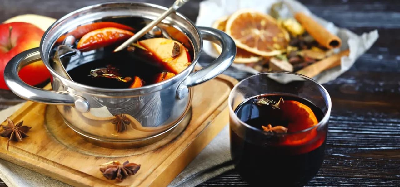 Idealne grzane wino w domu: prosty przepis i kluczowe wskazówki